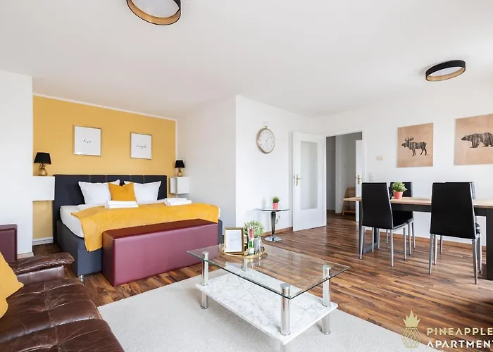 Pineapple - Mitte Iii - Free Parking