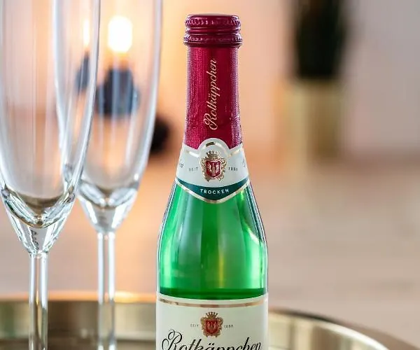 Pineapple - Mitte Iii - Free Parking